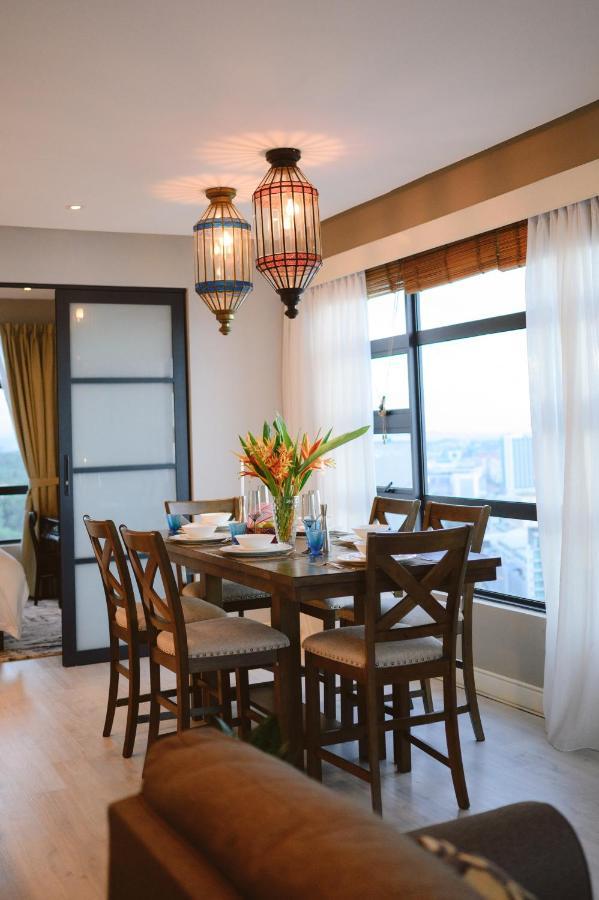 Petronella Suites Apartment @ Jesselton Quay Кота Кинабалу Екстериор снимка