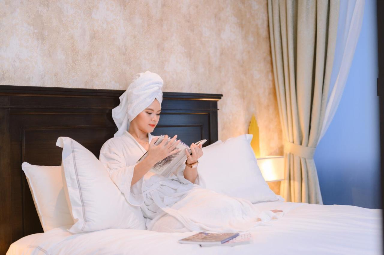 Petronella Suites Apartment @ Jesselton Quay Кота Кинабалу Екстериор снимка