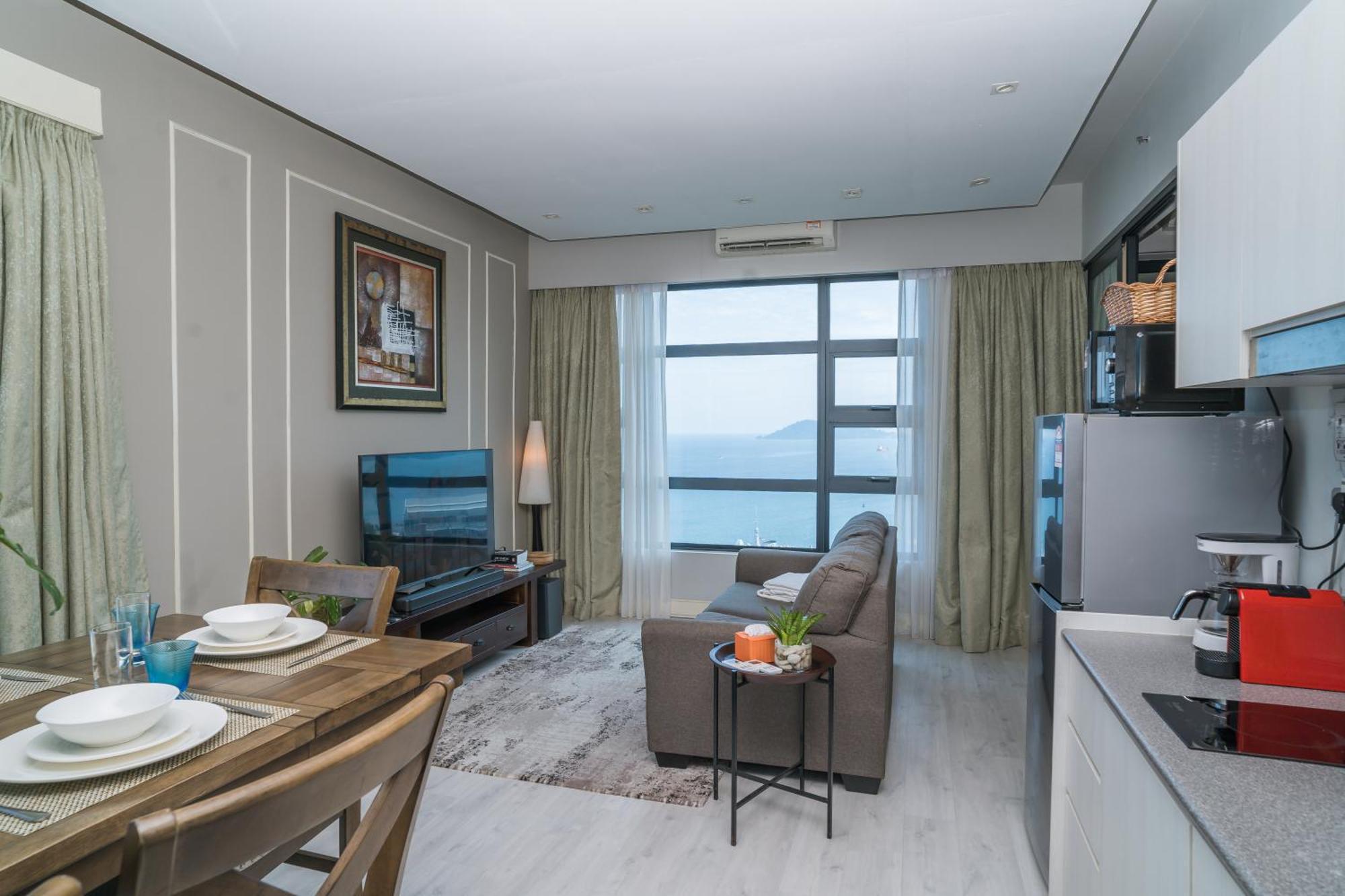 Petronella Suites Apartment @ Jesselton Quay Кота Кинабалу Екстериор снимка